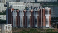 Многоквартирный жилой дом в 64-м микрорайоне г. Владивостока.